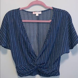 Timing vertical stripes black blue and white crop
